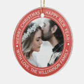 Elegant Rode Kerst Monogram Foto Keramisch Ornament (Links)