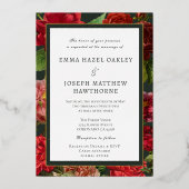 Elegant rode roos op groene  klassieke bruiloft folie uitnodiging (Voorkant)