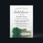 Elegant Romantic Emerald Green Roos Vrijgezellenfe Kaart<br><div class="desc">Deze prachtige bruiddoucheuitnodiging bevat een foto van een enkel langwerpig gestampt, groen gekleurd roos dat op zijn kant staat en dat reflecteert in een pool van water met golven en rimpels. De elegante titel van de manuscriptkalligrafie leent klasse en stijl. Omvat informatie over zowel de douche als het cadeauregister. De...</div>