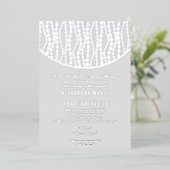 Elegant Romantic Script Grey Pearls Wedding Silver Folie Uitnodiging (Staand Voorkant)