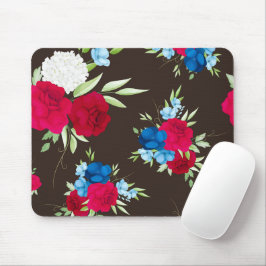 Elegant rood-blauw bloempatroon op donkerbruin muismat