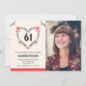 Elegant rood bloemenhart voor haar 61ste verjaarda kaart (Voorkant)