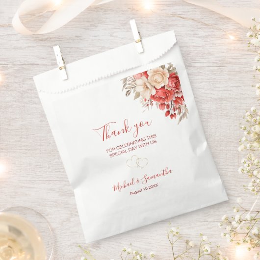 Elegant rood en ivoor Roos bruiloft Bedankzakje (Geknipt)