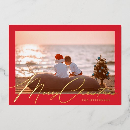 Elegant rood Lijst & goud Vrolijke kerstfoto Folie Feestdagenkaart (Voorkant)
