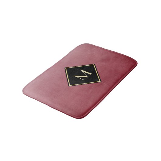 Elegant rood met eenvoudig goudmonogram badmat (Gekanteld)
