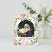 Elegant Roos Floral Photo Afstuderen Invitation Briefkaart (Staand voorkant)
