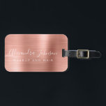Elegant Roos Gold Brushed Metal Monogram Naam Bagagelabel<br><div class="desc">Elegant en modern Roos Gold - Blush Pink Brushed Metal Folie Monogram Cursief Script Handtekening Naam en functie Functie Professionele Luxe Bagage of tas Label. Dit label is ideaal voor Back to School,  Work,  Hair and Beauty Salon of Reizen.</div>
