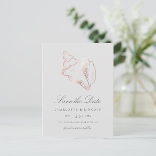Elegant Roos Gold Conch Wedding Save the Date Aankondigingskaart (Staand voorkant)