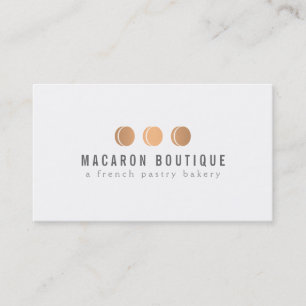 Elegant Roos Gold Macaron Trio Logo op Wit Visitekaartje