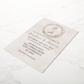 Elegant Roos Gold Monogram Wedding Folie Uitnodigi Uitnodiging (Gedraaid)