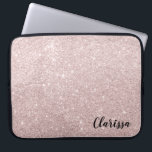 elegant roos goud glitter laptop sleeve<br><div class="desc">Minimalistisch,  modern en stijlvol design dat een faux roos goudglitter voorstelt. Deze mooie en vrouwelijke tekst,  met zijn eenvoudige maar verbluffende effect,  is perfect voor de hedendaagse jonge vrouwen. Druk op met een unieke en elegante gave of behandel jezelf.</div>