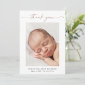 Elegant Roos Goud Script Foto Baby Bedankkaart (Staand voorkant)
