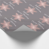 Elegant roos gouden kerstsneeuwvlok cadeaupapier (Hoek)