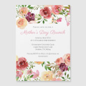 Elegant Roos Pink Peony Floral Moederdag Brunch Magnetische Uitnodiging (Voorkant)