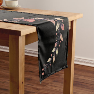 Elegant Rose Clay and Black Korte Tafelloper