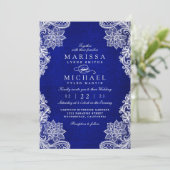 Elegant Royal Blue Floral Lace Wedding Invitation Feestdagenkaart (Staand voorkant)