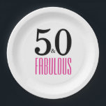 Elegant Roze 50ste verjaardagsfeestje Papieren Bordje<br><div class="desc">Vier het draaien 50 in stijl met dit elegante 50ste verjaardagsontwerp. Elegant typografisch ontwerp met 50 en Fabulous in hete roze en zwarte tekst.</div>