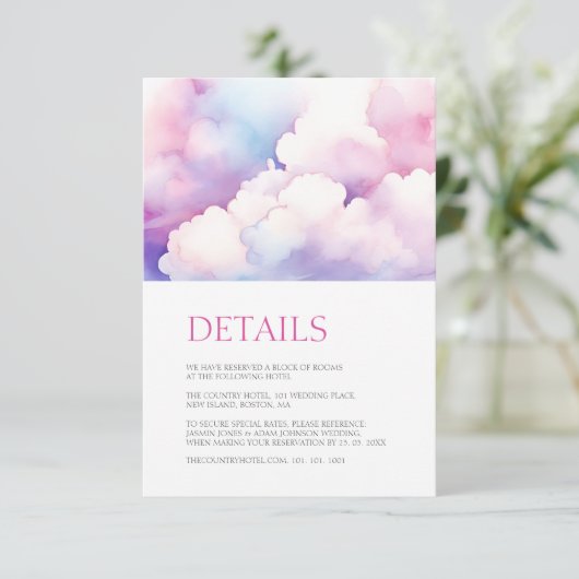 Elegant Roze Blauw Wit Wolken Monogram Bruiloft Informatiekaartje (Staand voorkant)