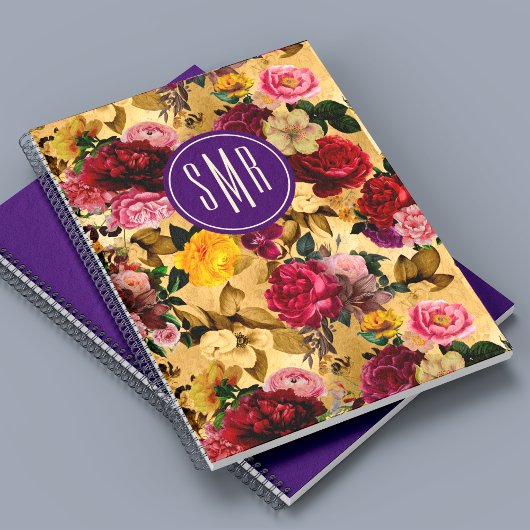 Elegant roze bloemen geel monogram notitieboek
