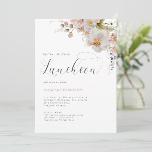 Elegant Roze Bloemen Vrijgezellenfeest Luncheon Kaart (Staand voorkant)