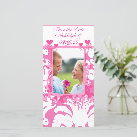 Elegant roze Damask slaat de datum opUw foto Save The Date (Staand voorkant)