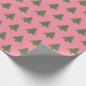 Elegant roze en groen kerstboompatroon cadeaupapier (Hoek)