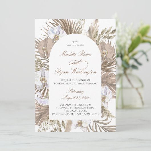 Elegant roze en Tan Boho Pampas Floral Arch Weddin Kaart (Staand voorkant)