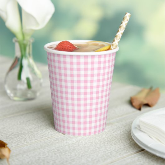 Elegant roze en wit Gingham patroon Papieren Bekers (Insitu)