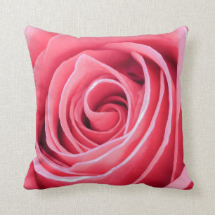 Elegant Roze Floral Petals   Sierkussen