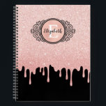 Elegant Roze Glitter Drift Monogram Sketchbook Notitieboek<br><div class="desc">Dit gepersonaliseerde girly 8, 5 x 11 schetsboek heeft een zwart-wit monogram op een prachtige faux roze folie en druipende glitter achtergrond. Personaliseer het voor de meisjesachtige kunstenaar in je leven. Een leuk cadeau voor verjaardagen en kerst. Ontworpen voor u door Blackberry Boulevard.</div>