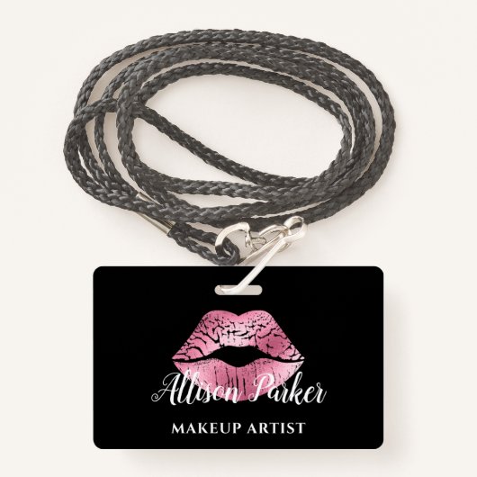 Elegant roze Glitter Kiss Makeup Artist Badge (Voorkant met draagriem)