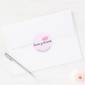 Elegant roze lippen handgeschreven script kalligra ronde sticker (Envelop)
