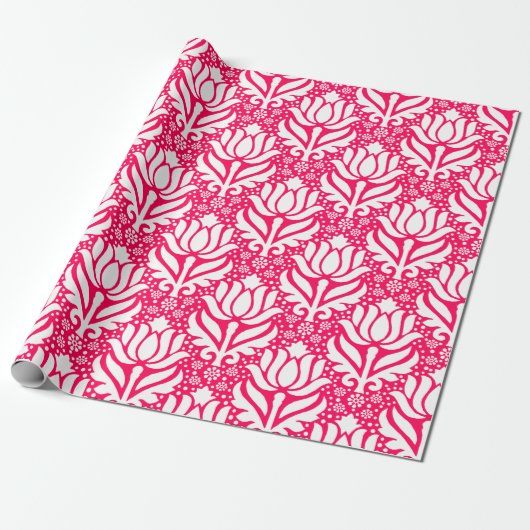 Elegant roze Lotus Flower Damask Patroon Cadeaupapier (Uitgerold)