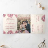 Elegant roze Mandala Traditioneel Indiaas huwelijk Drieluik Uitnodiging (Binnen)