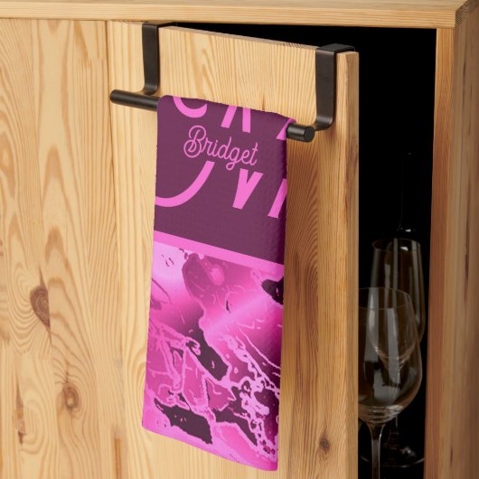 Elegant Roze Marmer vet Monogram Typografie Theedoek (Derde Gevouwen)