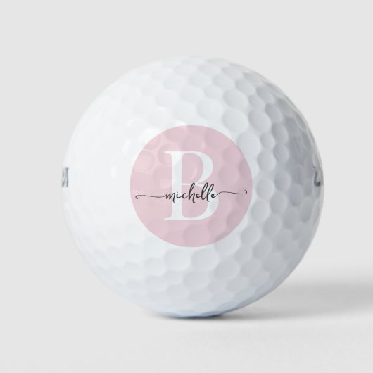 Elegant Roze Moderne Script Monogramnaam Golfballen (Voorkant)