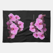 Elegant roze orchideeën Phalaenopsis op zwart Theedoek (Horizontaal)