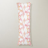 Elegant roze ornamentaal stijlvol design proefblad lichaamskussen (Voorkant Verticaal)