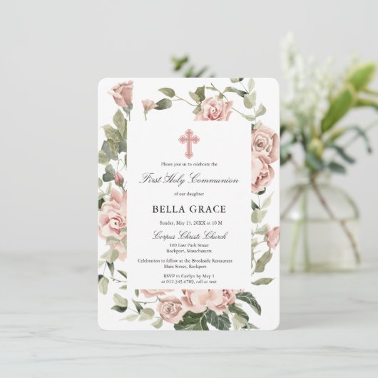 Elegant roze Rose Floral First Heilige Communie Kaart (Staand voorkant)