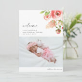 Elegant roze Rose Floral Foto Baby geboorte Aankondiging (Staand voorkant)