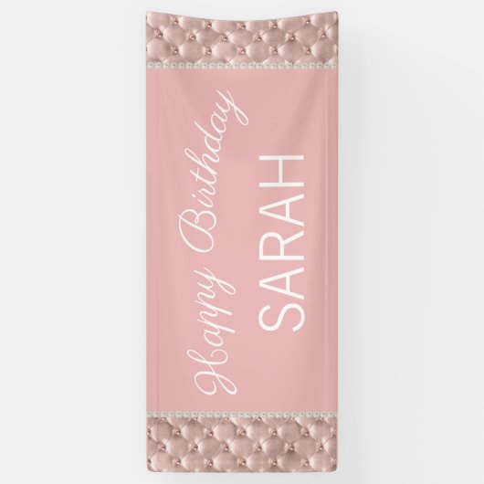 Elegant roze Tufted Pearls Happy Birthday Spandoek (Verticaal)