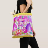 Elegant roze Waterverf met gele sierstrip Tote Bag (Dichtbij)