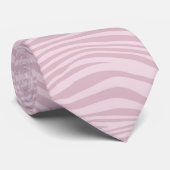 Elegant Roze Wavy Zebra Stripe Patroon Mannen Stropdas (Opgerold)