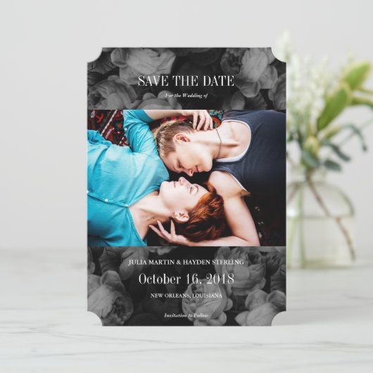 Elegant Rozen zwart + witte foto Sla de data op Save The Date (Staand voorkant)