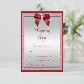 Elegant Ruby Red & Silver Glitter Wedding RSVP Kaartje (Staand voorkant)