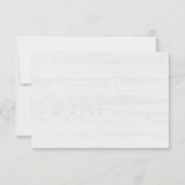 Elegant Rustic Pine Trees op Witte Hout Achtergron RSVP Kaartje (Achterkant)