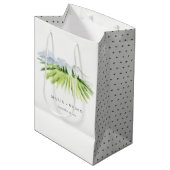 Elegant Rustic Winery Vineyard Mountain Wedding Medium Cadeauzakje (Voorkant Gekanteld)