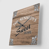 Elegant Rustic Wood Aangepaste Familienaam Vierkante Klok (Hoek)