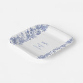 Elegant rustiek Frans blauw bloemenbruiloft Papieren Bordje (Gebogen)