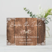 Elegant rustiek hout en kant land bruiloft save the date (Staand voorkant)
